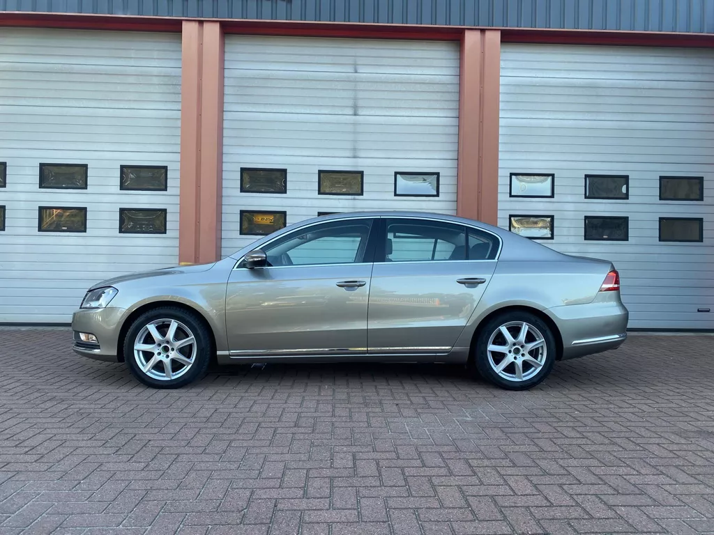 Volkswagen Passat 1.4 TSI Comfortline BlueMotion Automaat.