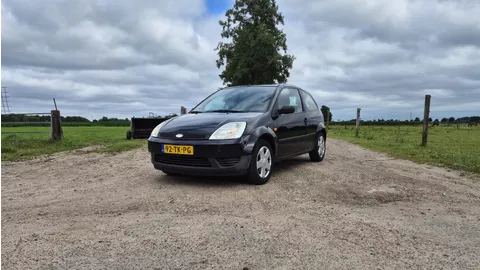 Ford Fiesta 1.25-16V Centennial Zo meenemen | Geen garantie | APK tot oktober!